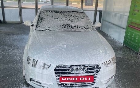 Audi A4, 2014 год, 1 200 000 рублей, 5 фотография