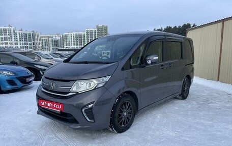 Honda Stepwgn IV, 2017 год, 1 995 000 рублей, 3 фотография