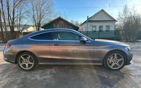 Mercedes-Benz C-Класс, 2017 год, 3 350 000 рублей, 5 фотография