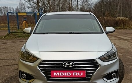 Hyundai Solaris II рестайлинг, 2017 год, 1 530 000 рублей, 10 фотография