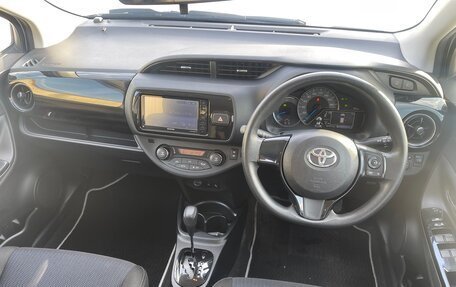 Toyota Vitz, 2018 год, 1 265 000 рублей, 12 фотография