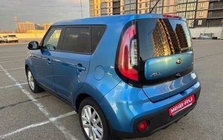 KIA Soul II рестайлинг, 2017 год, 1 620 000 рублей, 4 фотография