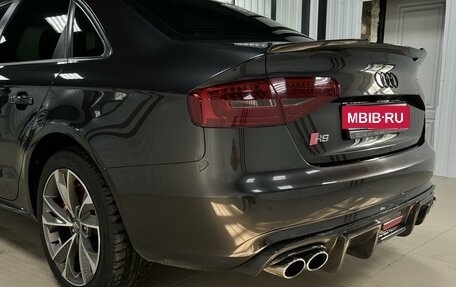 Audi A4, 2015 год, 1 900 000 рублей, 13 фотография