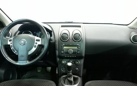 Nissan Qashqai, 2008 год, 850 000 рублей, 9 фотография