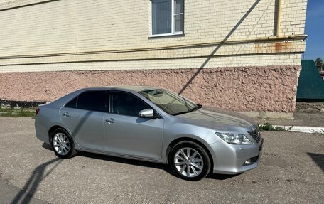 Toyota Camry, 2014 год, 2 200 000 рублей, 4 фотография