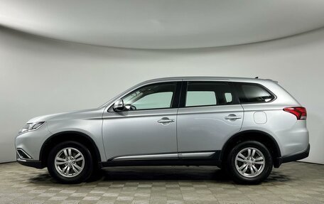 Mitsubishi Outlander III рестайлинг 3, 2019 год, 2 229 000 рублей, 3 фотография