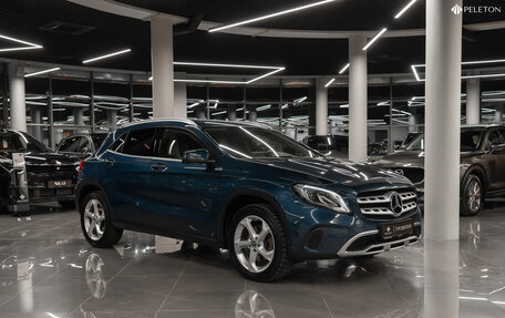 Mercedes-Benz GLA, 2019 год, 2 940 000 рублей, 2 фотография