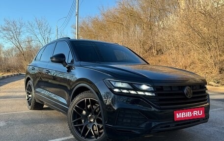 Volkswagen Touareg III, 2018 год, 5 850 000 рублей, 1 фотография