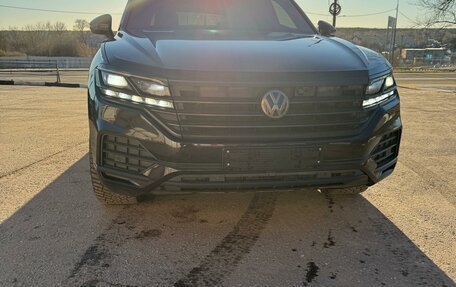 Volkswagen Touareg III, 2018 год, 5 850 000 рублей, 4 фотография