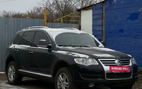 Volkswagen Touareg III, 2008 год, 1 050 000 рублей, 2 фотография