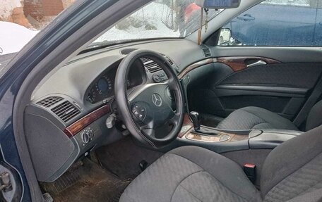 Mercedes-Benz E-Класс, 2002 год, 530 000 рублей, 3 фотография