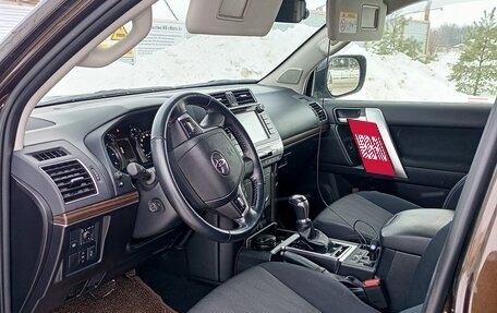 Toyota Land Cruiser Prado 150 рестайлинг 2, 2017 год, 5 450 000 рублей, 10 фотография