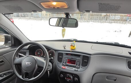 KIA Rio II, 2009 год, 840 000 рублей, 2 фотография