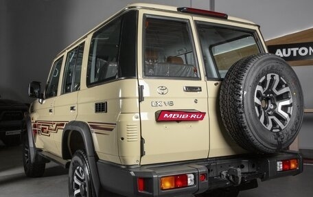 Toyota Land Cruiser 70, 2024 год, 12 998 000 рублей, 6 фотография