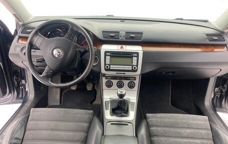 Volkswagen Passat B6, 2008 год, 599 999 рублей, 13 фотография