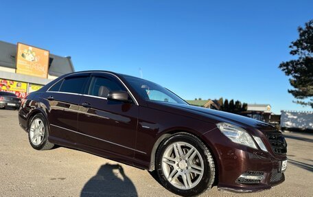 Mercedes-Benz E-Класс, 2012 год, 1 600 000 рублей, 2 фотография