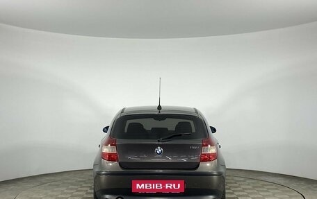 BMW 1 серия, 2006 год, 740 000 рублей, 8 фотография