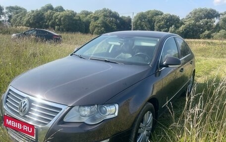 Volkswagen Passat B6, 2010 год, 1 050 000 рублей, 2 фотография