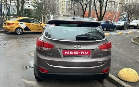 Hyundai ix35 I рестайлинг, 2011 год, 1 350 000 рублей, 2 фотография