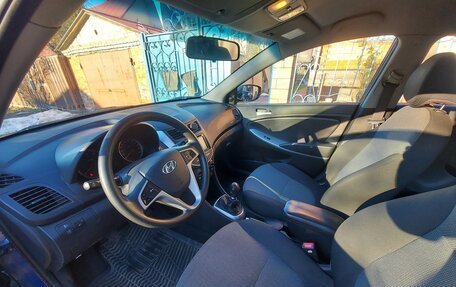 Hyundai Solaris II рестайлинг, 2013 год, 760 000 рублей, 6 фотография