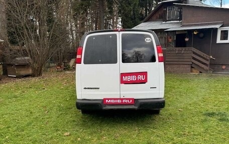 Chevrolet Express II, 2008 год, 1 700 000 рублей, 4 фотография