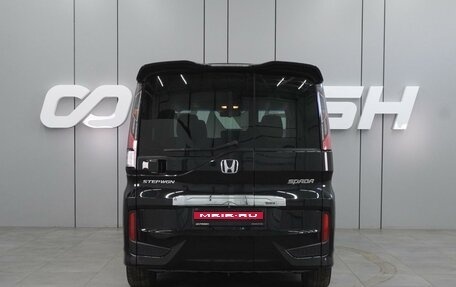 Honda Stepwgn IV, 2017 год, 2 329 000 рублей, 4 фотография