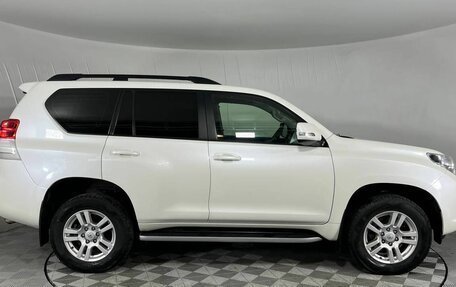 Toyota Land Cruiser Prado 150 рестайлинг 2, 2012 год, 3 100 000 рублей, 4 фотография