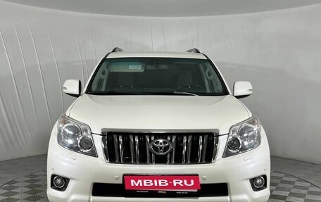 Toyota Land Cruiser Prado 150 рестайлинг 2, 2012 год, 3 100 000 рублей, 2 фотография