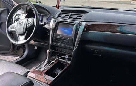 Toyota Camry, 2016 год, 1 790 000 рублей, 4 фотография