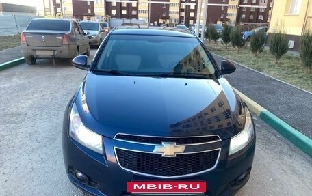 Chevrolet Cruze II, 2012 год, 910 000 рублей, 2 фотография