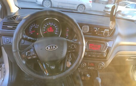 KIA Rio III рестайлинг, 2011 год, 970 000 рублей, 10 фотография