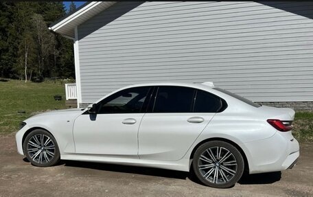 BMW 3 серия, 2019 год, 3 200 000 рублей, 3 фотография