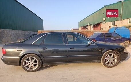 Audi A8, 1999 год, 550 000 рублей, 16 фотография