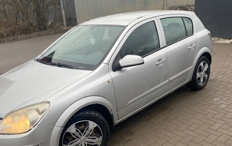 Opel Astra H, 2008 год, 530 000 рублей, 2 фотография