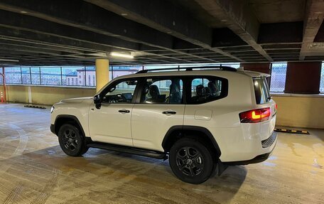 Toyota Land Cruiser, 2024 год, 13 700 000 рублей, 10 фотография