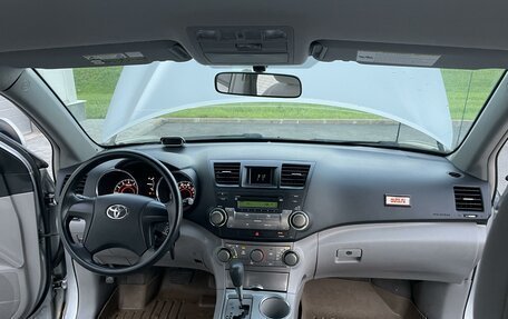 Toyota Highlander III, 2008 год, 1 850 000 рублей, 13 фотография