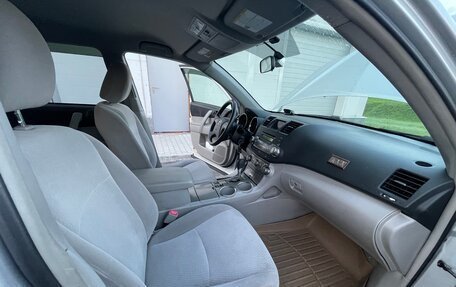 Toyota Highlander III, 2008 год, 1 850 000 рублей, 16 фотография