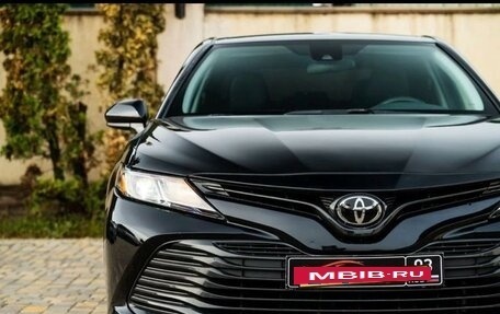 Toyota Camry, 2020 год, 2 790 000 рублей, 10 фотография