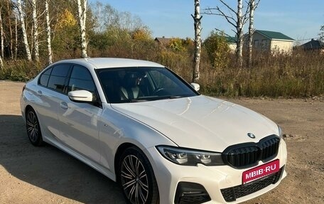 BMW 3 серия, 2019 год, 2 890 000 рублей, 1 фотография