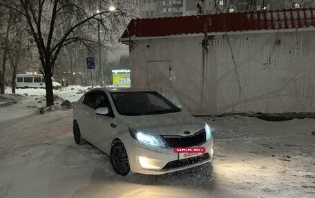 KIA Rio III рестайлинг, 2012 год, 640 000 рублей, 2 фотография