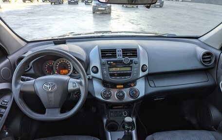 Toyota RAV4, 2010 год, 1 740 000 рублей, 10 фотография