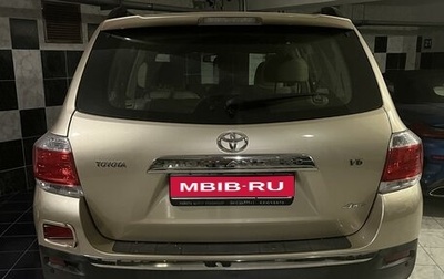 Toyota Highlander III, 2011 год, 2 300 000 рублей, 1 фотография