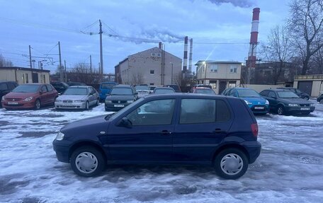 Volkswagen Polo III рестайлинг, 2001 год, 239 700 рублей, 5 фотография