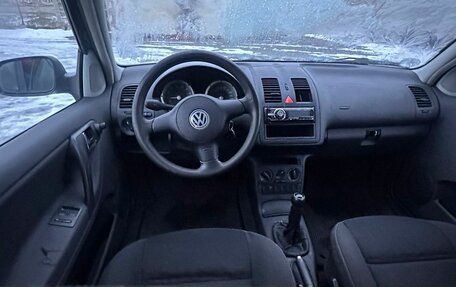 Volkswagen Polo III рестайлинг, 2001 год, 239 700 рублей, 11 фотография