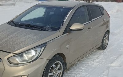 Hyundai Solaris II рестайлинг, 2011 год, 600 000 рублей, 1 фотография