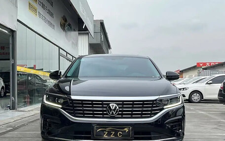 Volkswagen Passat B8 рестайлинг, 2022 год, 1 700 850 рублей, 2 фотография