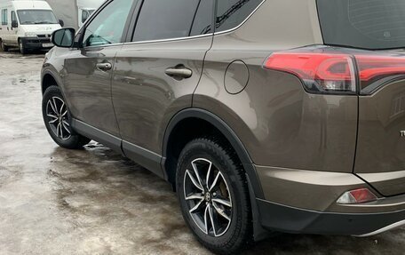 Toyota RAV4, 2017 год, 2 600 000 рублей, 15 фотография