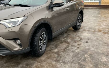 Toyota RAV4, 2017 год, 2 600 000 рублей, 16 фотография