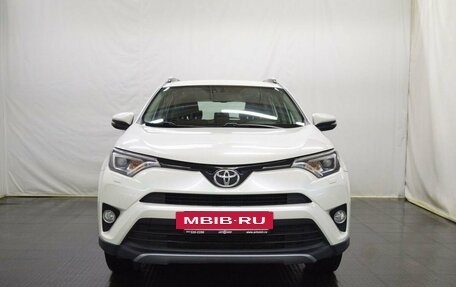 Toyota RAV4, 2018 год, 2 300 000 рублей, 2 фотография