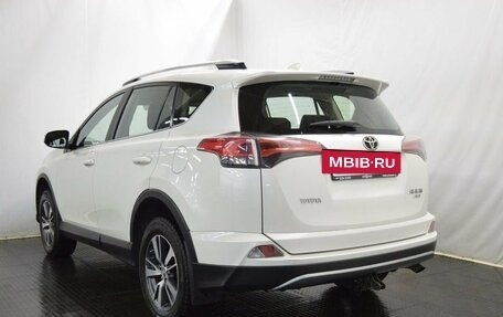 Toyota RAV4, 2018 год, 2 300 000 рублей, 7 фотография